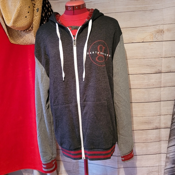 Garth Brooks 🤠 Hoodie - Picture 3 of 15